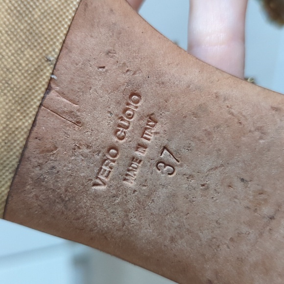 Giuseppe Zanotti Rhinestone Bridal Thong Sandals - Picture 5 of 10